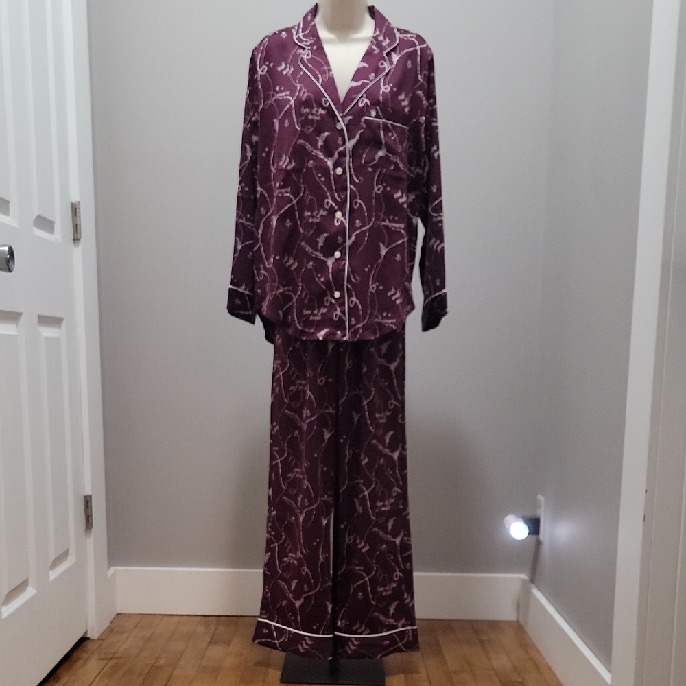 Victoria's Secret Burgundy Satin Pajama Set Sz. S